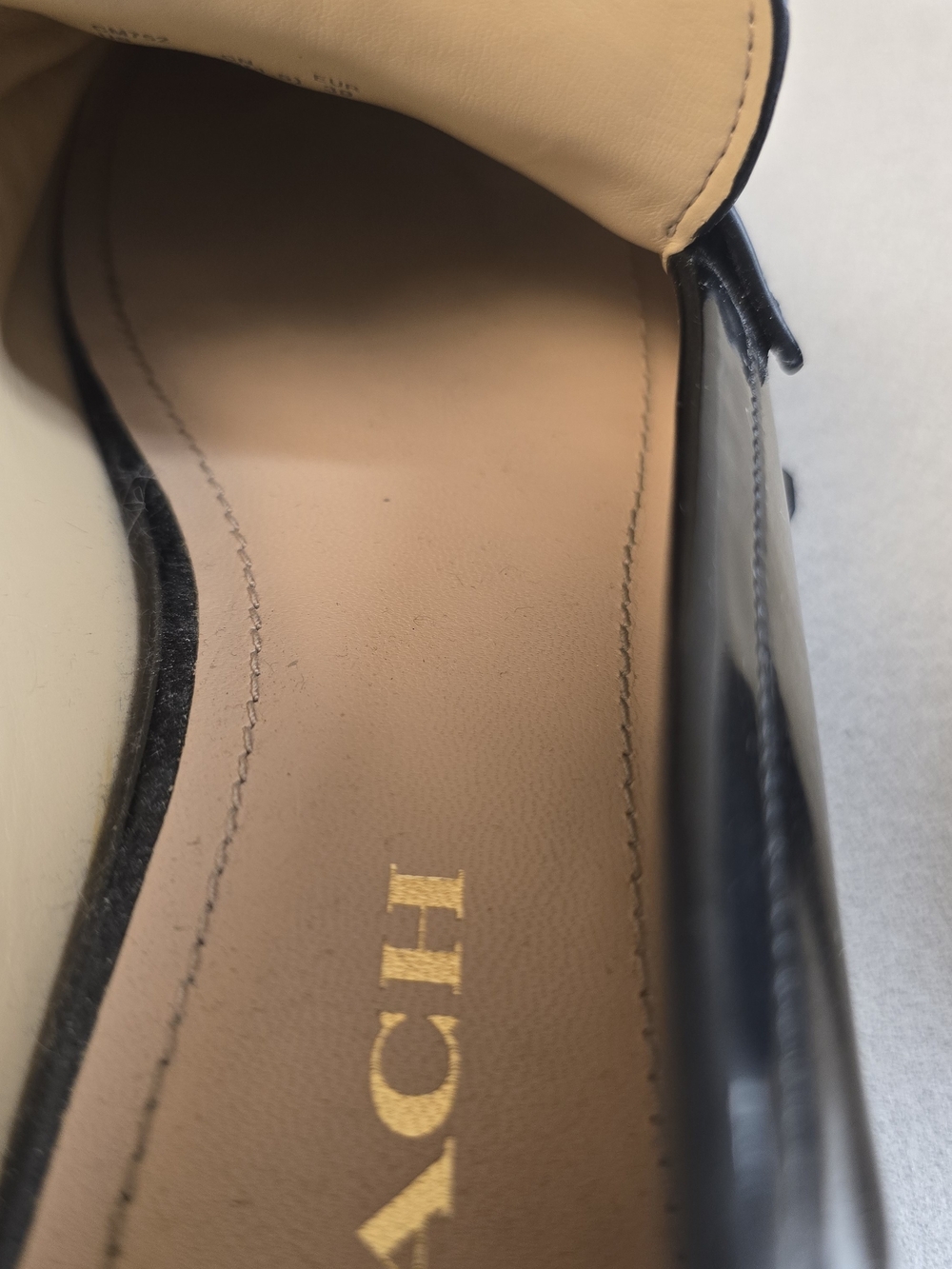 Coach Black Patent Leather Platform Loafers Women's Size 8.5 Chunky Lug Sole - Picture 4 of 8